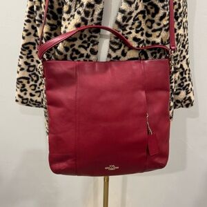 Coach Edie 31 Shoulder & Crossbody Bag in Red Leather – Near Perfect Condition